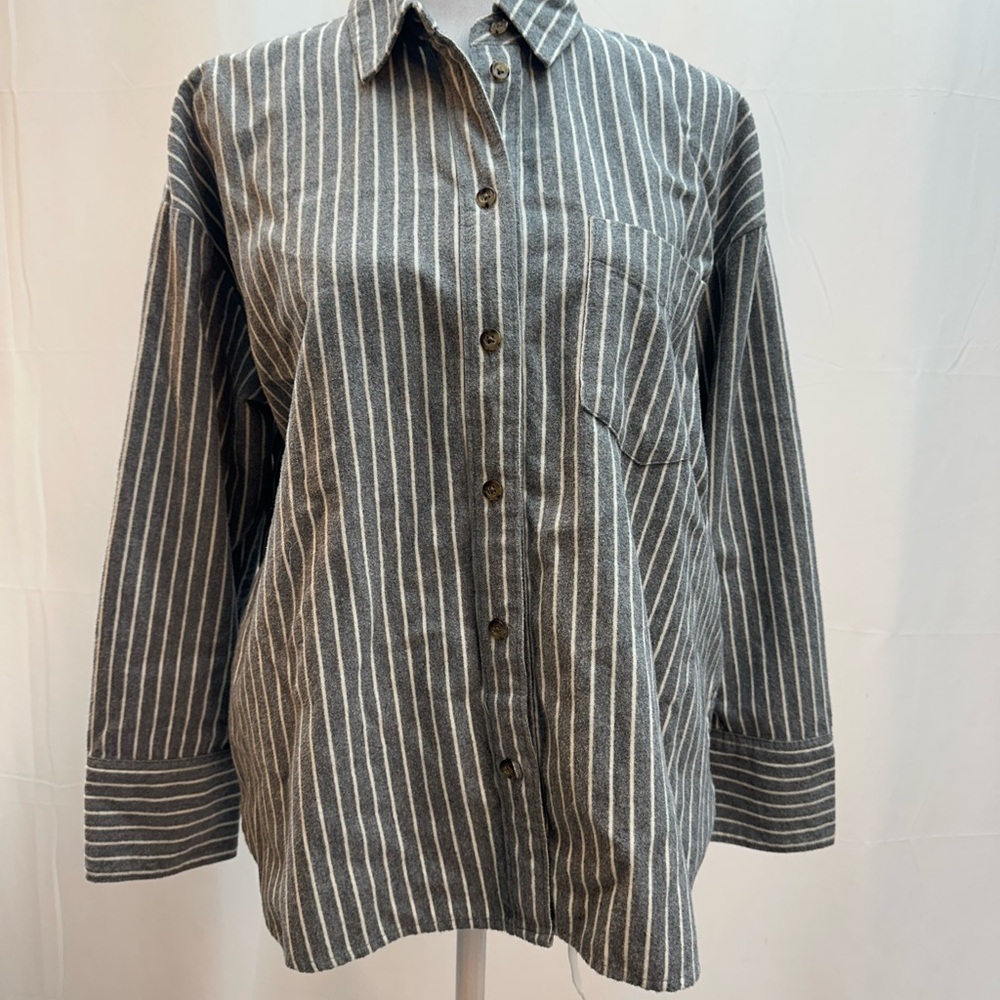 Madewell Gray and White Striped Button-Down Shirt